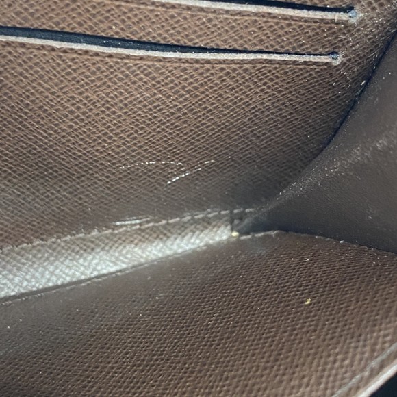 LOUIS VUITTON Brown Damier Wallet - Picture 5 of 11